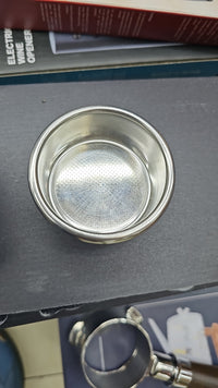 Cargar imagen en el visor de la galería, Filtro Para Porta Filtro Cafetera Espresso en Acero Inoxidable

