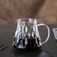 Cargar imagen en el visor de la galería, Kit Cafetero. Método V60 + Server + Café de Origen 250 Gr + Molino Ajustable + 100 Filtros
